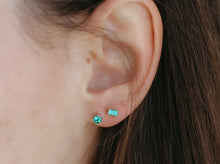 Load image into Gallery viewer, Soulmate Emerald 18K Yellow Gold Studs Baguette
