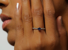 Load image into Gallery viewer, Trust Round Sapphire 18K White Gold Ring