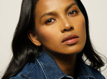 Load image into Gallery viewer, Soulmate Emerald 18K Yellow Gold Studs Rectangular