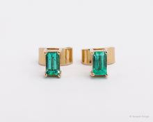 Load image into Gallery viewer, Soulmate Emerald 18K Yellow Gold Studs Baguette