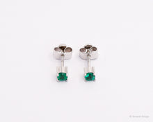 Load image into Gallery viewer, Soulmate Emerald 18K White Gold Studs Round