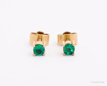 Load image into Gallery viewer, Soulmate Emerald 18K Yellow Gold Studs Round