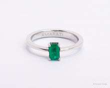 Load image into Gallery viewer, Freedom Emerald Solitaire 18K White Gold Ring

