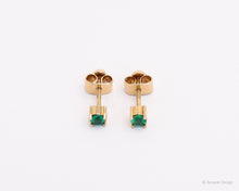 Load image into Gallery viewer, Soulmate Emerald 18K Yellow Gold Studs Round
